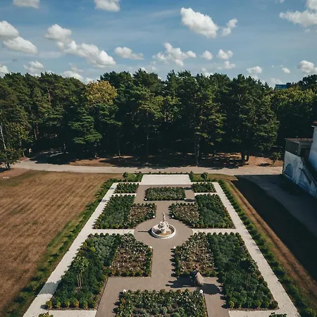 Komoda * Palanga