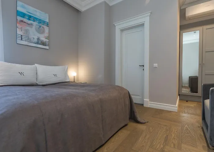 Komoda * パランガ